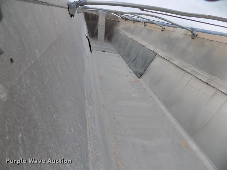 image for item DD3549 1994 Vantage SV-102 end dump trailer