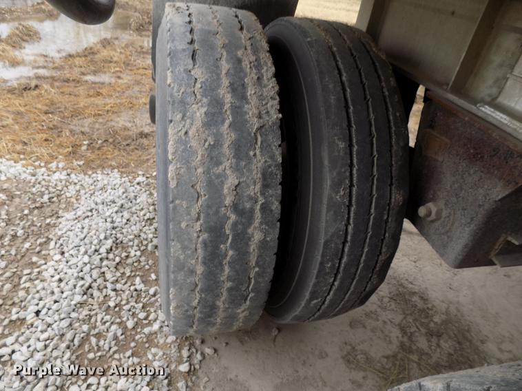 image for item DD3549 1994 Vantage SV-102 end dump trailer