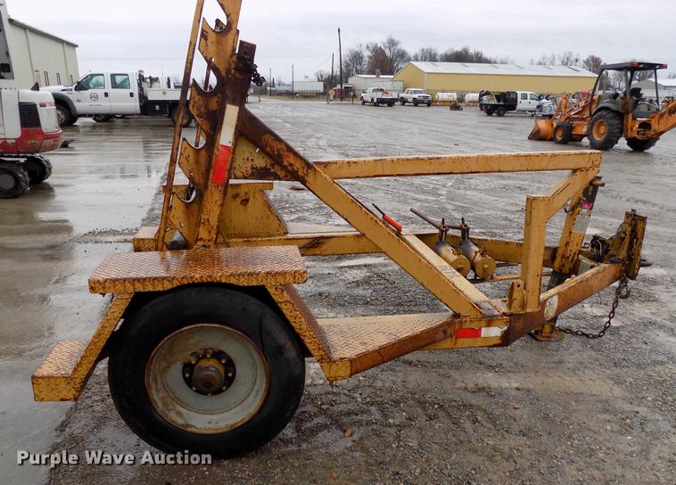 image for item DD3557 2000 Roose Manufacturing Company RR-185 reel trailer