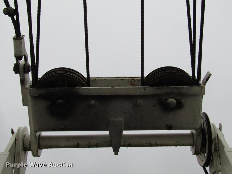 image for item DD3859 1968 American 7250 crane