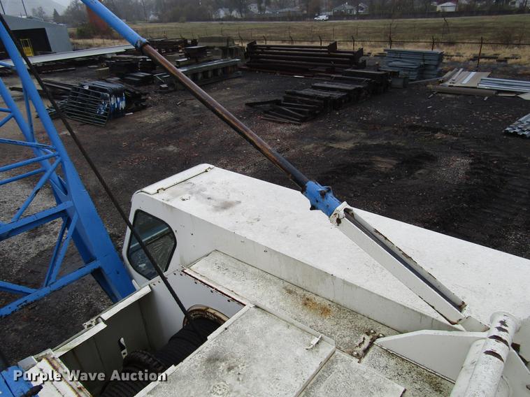 image for item DD3859 1968 American 7250 crane