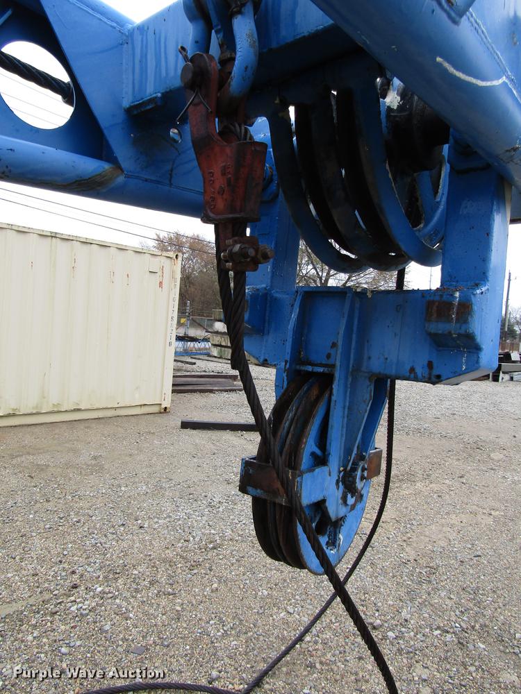 image for item DD3859 1968 American 7250 crane
