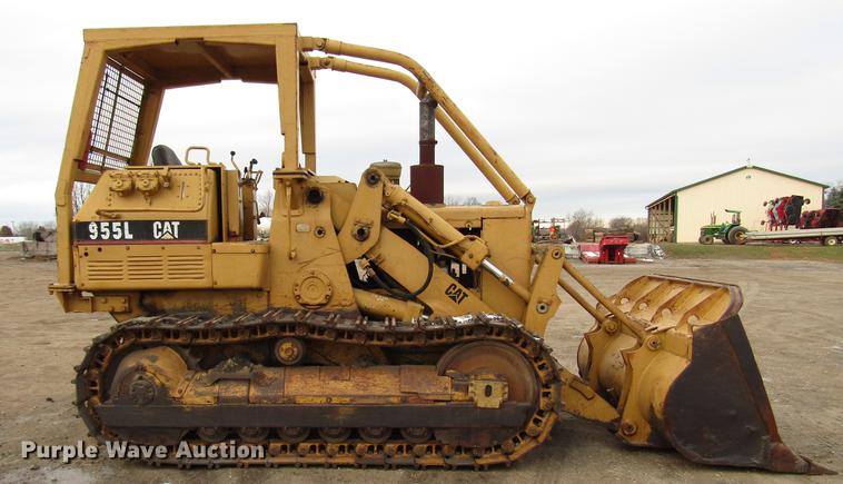 image for item DD3864 1980 Caterpillar 955L track loader