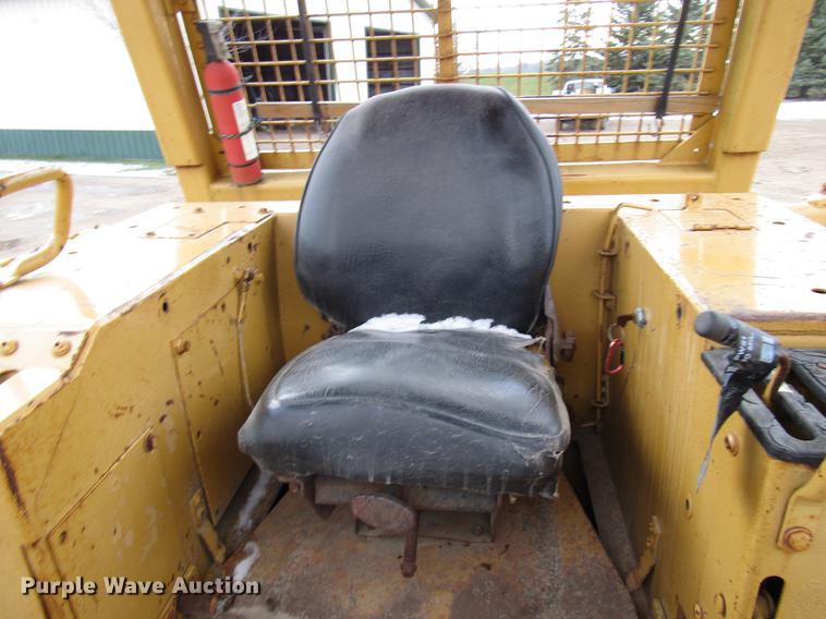 image for item DD3864 1980 Caterpillar 955L track loader