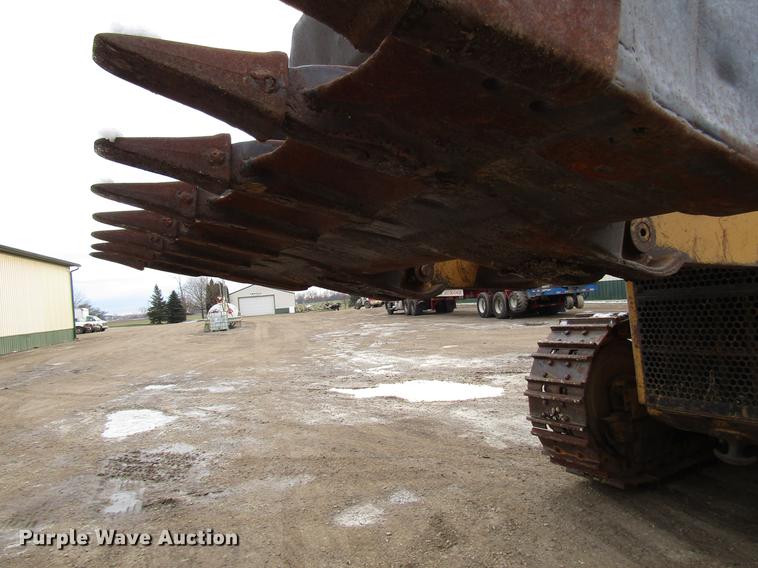 image for item DD3864 1980 Caterpillar 955L track loader