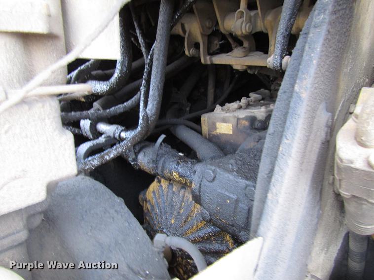 image for item DD3864 1980 Caterpillar 955L track loader