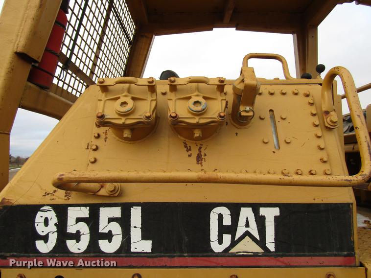 image for item DD3864 1980 Caterpillar 955L track loader