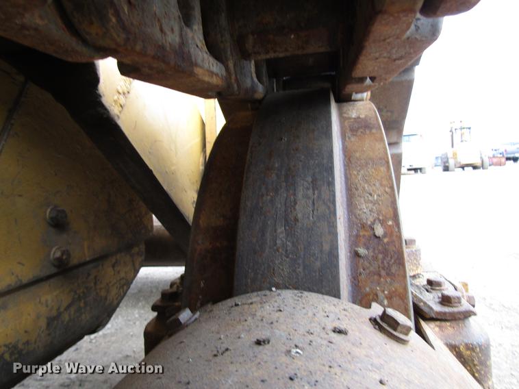 image for item DD3864 1980 Caterpillar 955L track loader