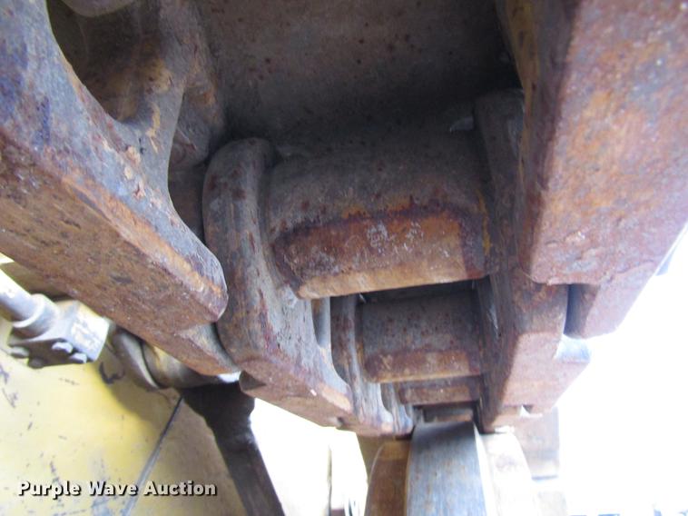 image for item DD3864 1980 Caterpillar 955L track loader