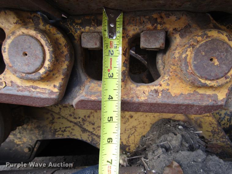 image for item DD3864 1980 Caterpillar 955L track loader