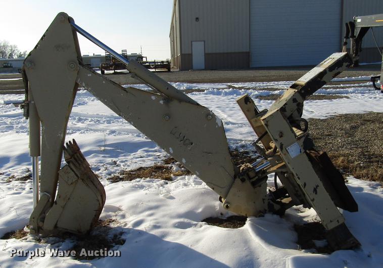 image for item DD3891 Bobcat 835S skid steer backhoe