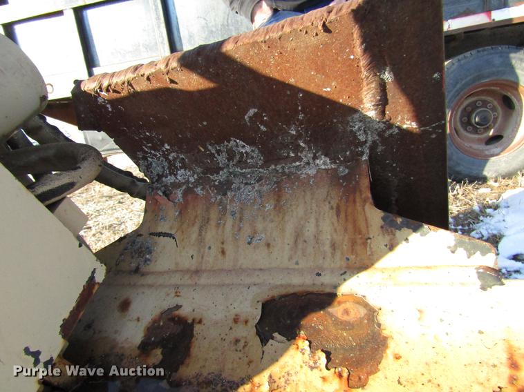 image for item DD3891 Bobcat 835S skid steer backhoe