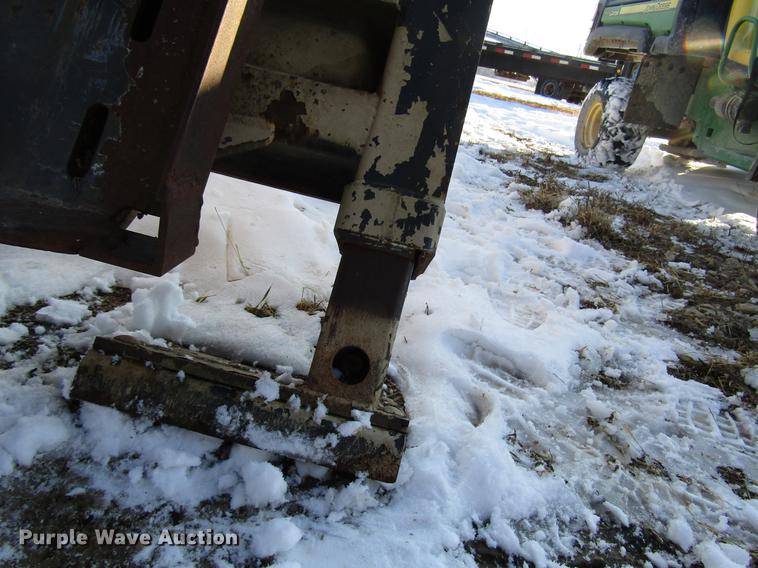 image for item DD3891 Bobcat 835S skid steer backhoe