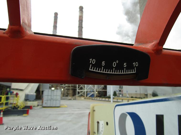 image for item DD3923 2007 JLG G6-42A telehandler