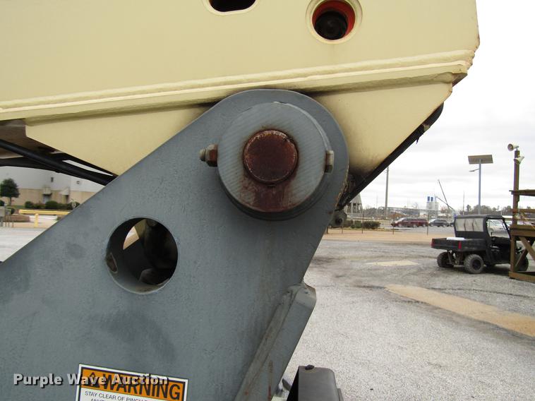 image for item DD3923 2007 JLG G6-42A telehandler