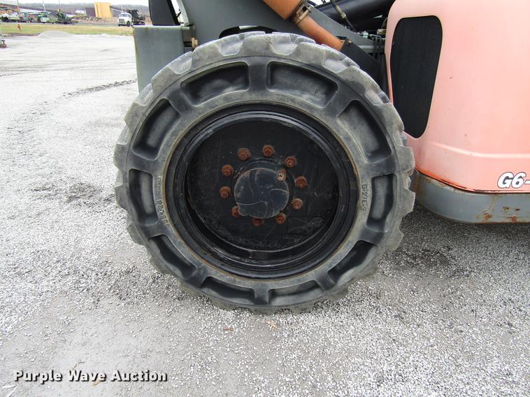 image for item DD3923 2007 JLG G6-42A telehandler
