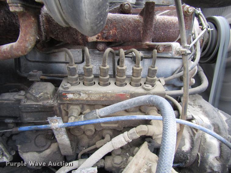 image for item DD3931 1987 Mack DM685S truck cab and chassis