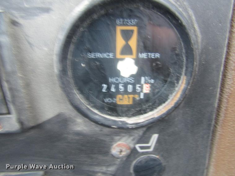 image for item DD3932 1993 Caterpillar 966F wheel loader