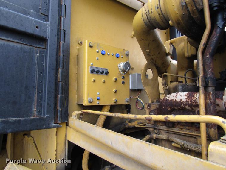 image for item DD3932 1993 Caterpillar 966F wheel loader