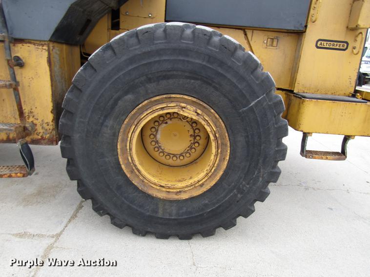 image for item DD3932 1993 Caterpillar 966F wheel loader