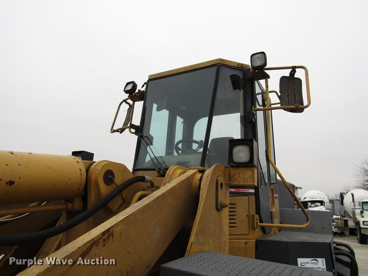 image for item DD3932 1993 Caterpillar 966F wheel loader