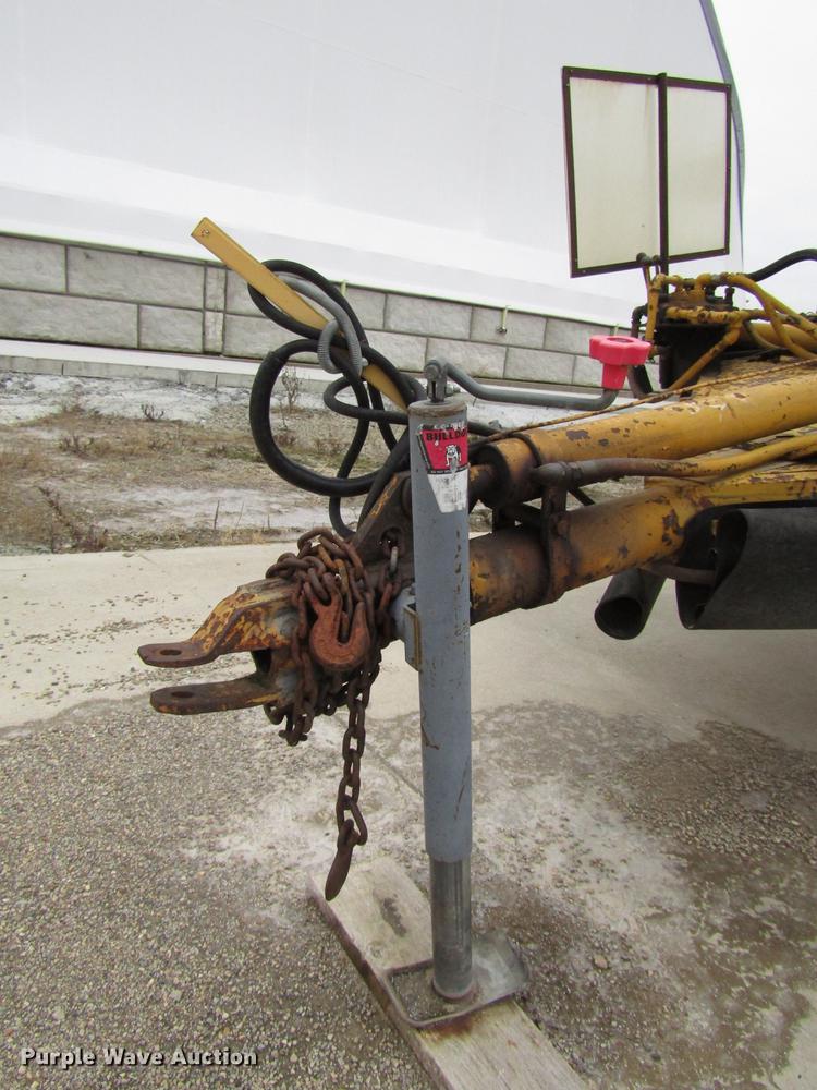 image for item DD3933 Vermeer 1560 stump grinder