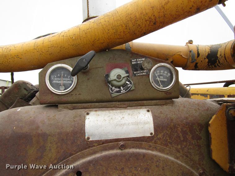 image for item DD3933 Vermeer 1560 stump grinder