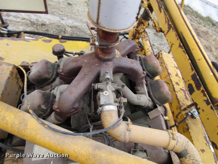 image for item DD3933 Vermeer 1560 stump grinder