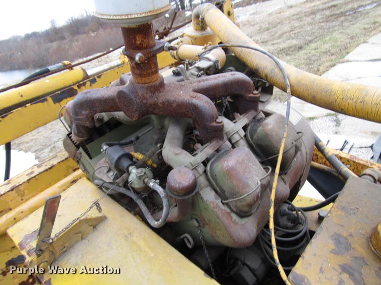 image for item DD3933 Vermeer 1560 stump grinder