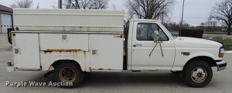 image for item DD3934 1997 Ford F350 Super Duty utility bed pickup truck