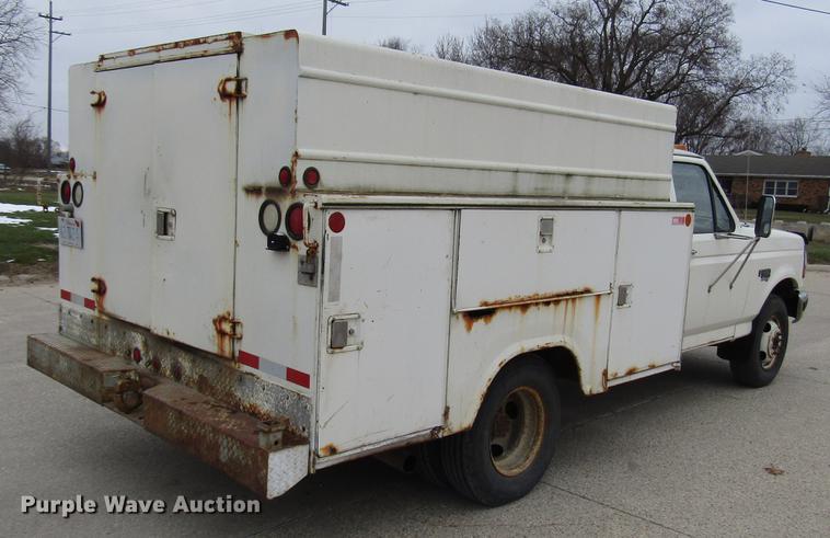 image for item DD3934 1997 Ford F350 Super Duty utility bed pickup truck