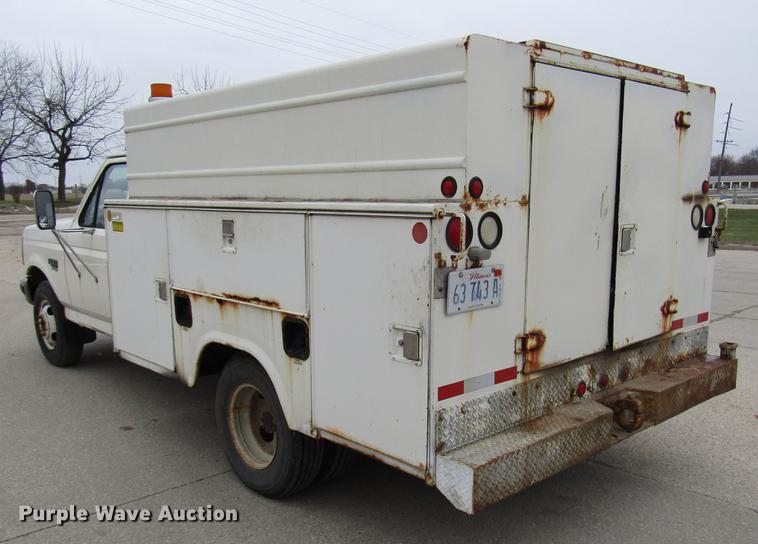 image for item DD3934 1997 Ford F350 Super Duty utility bed pickup truck