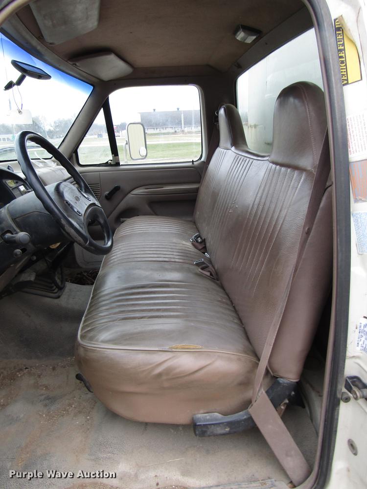 image for item DD3934 1997 Ford F350 Super Duty utility bed pickup truck