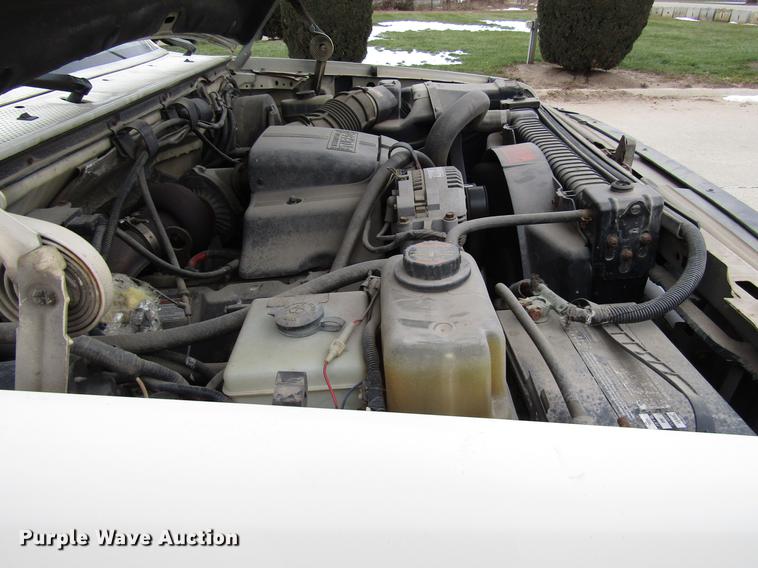 image for item DD3934 1997 Ford F350 Super Duty utility bed pickup truck