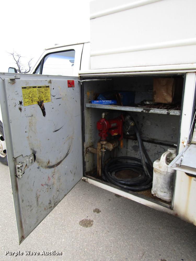 image for item DD3934 1997 Ford F350 Super Duty utility bed pickup truck