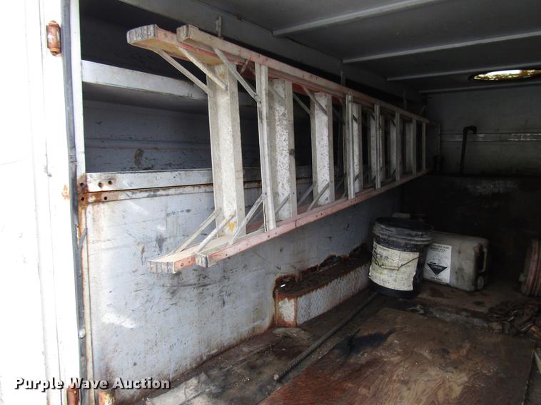 image for item DD3934 1997 Ford F350 Super Duty utility bed pickup truck