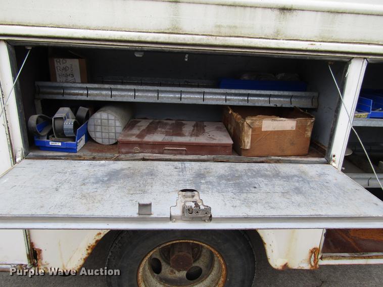 image for item DD3934 1997 Ford F350 Super Duty utility bed pickup truck