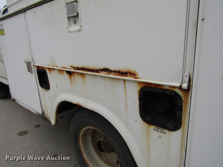 image for item DD3934 1997 Ford F350 Super Duty utility bed pickup truck