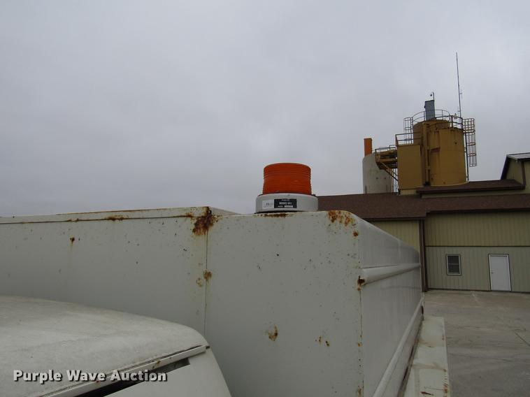 image for item DD3934 1997 Ford F350 Super Duty utility bed pickup truck