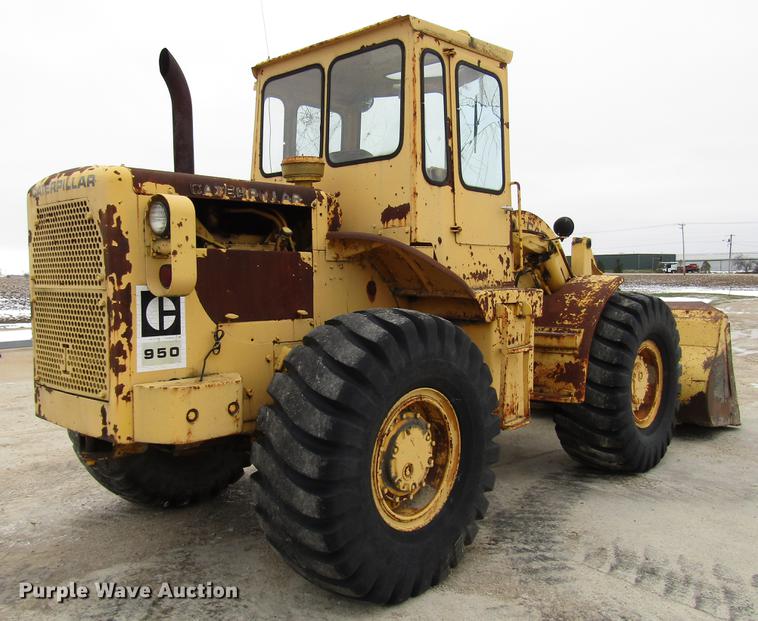 image for item DD3935 1965 Caterpillar 950 wheel loader