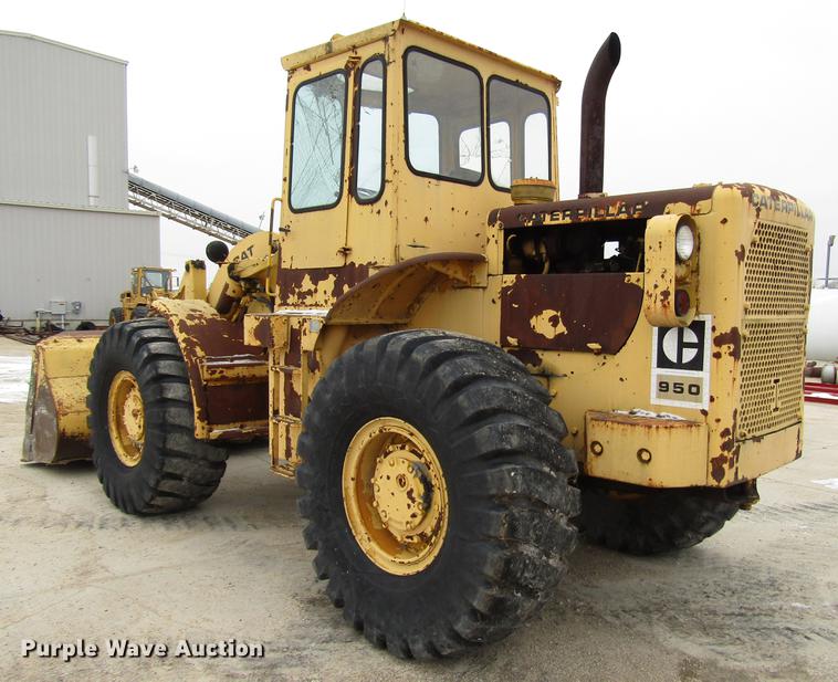 image for item DD3935 1965 Caterpillar 950 wheel loader