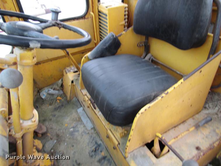 image for item DD3935 1965 Caterpillar 950 wheel loader