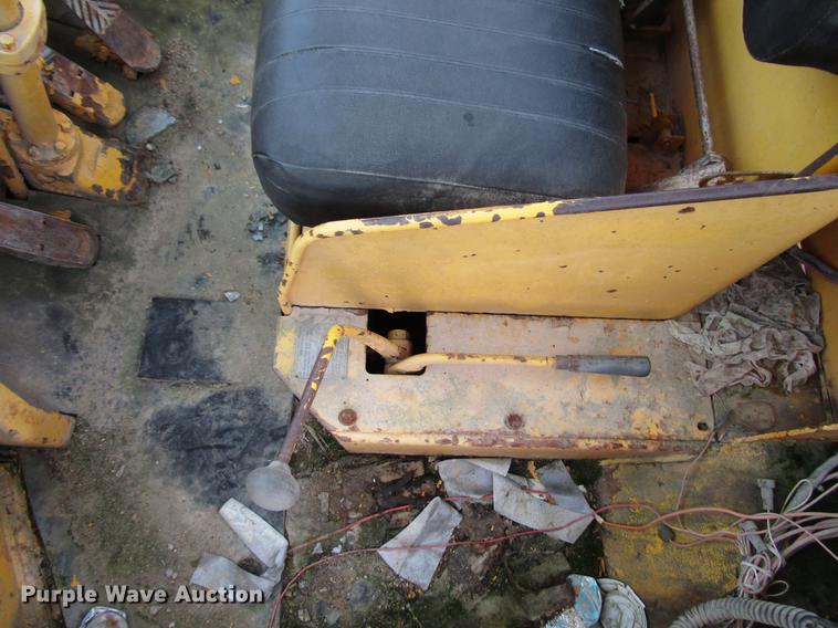 image for item DD3935 1965 Caterpillar 950 wheel loader