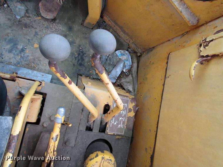 image for item DD3935 1965 Caterpillar 950 wheel loader