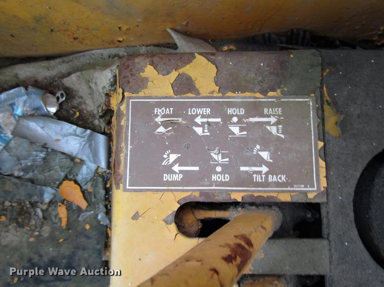 image for item DD3935 1965 Caterpillar 950 wheel loader