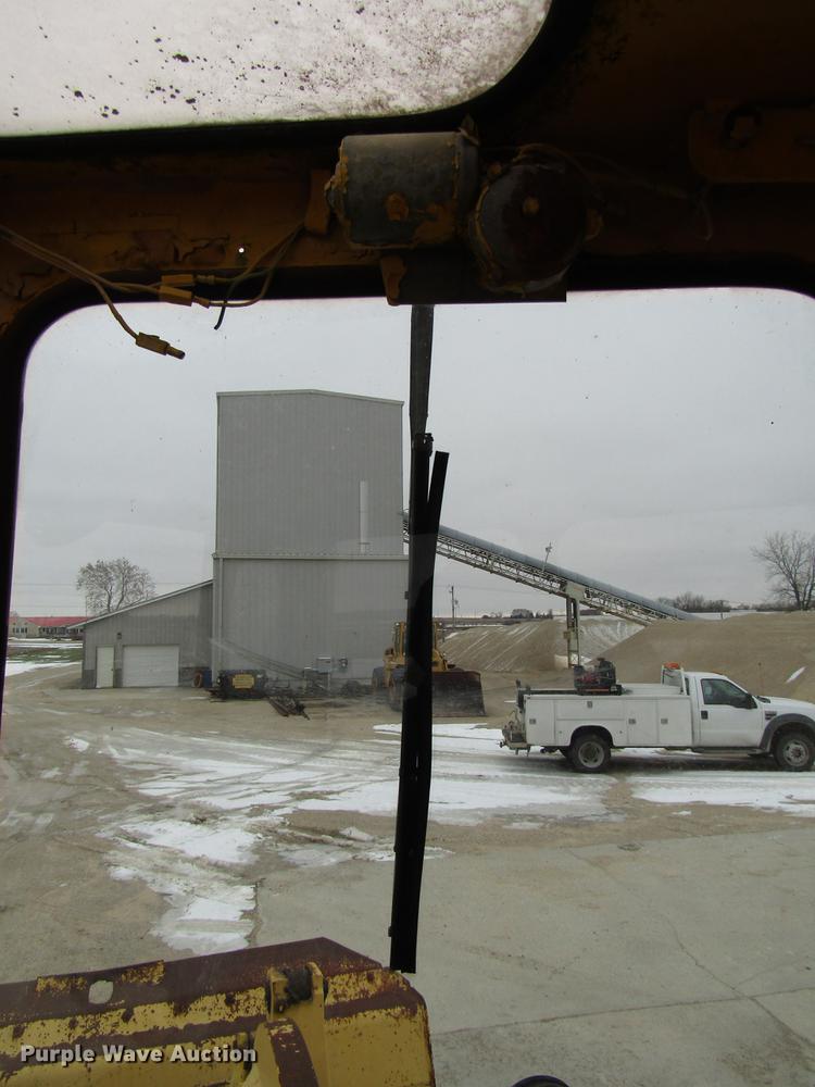 image for item DD3935 1965 Caterpillar 950 wheel loader