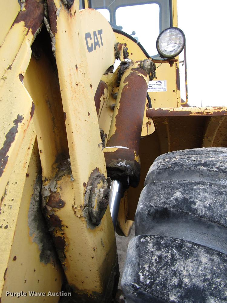 image for item DD3935 1965 Caterpillar 950 wheel loader