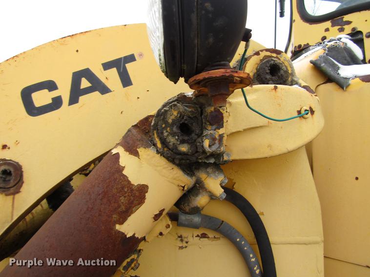 image for item DD3935 1965 Caterpillar 950 wheel loader