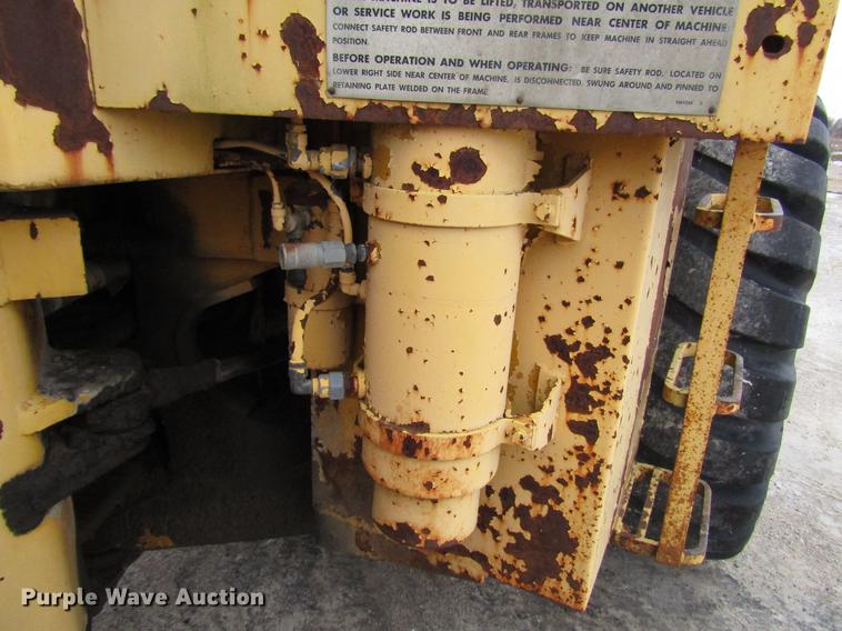 image for item DD3935 1965 Caterpillar 950 wheel loader