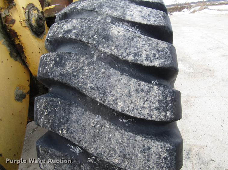image for item DD3935 1965 Caterpillar 950 wheel loader